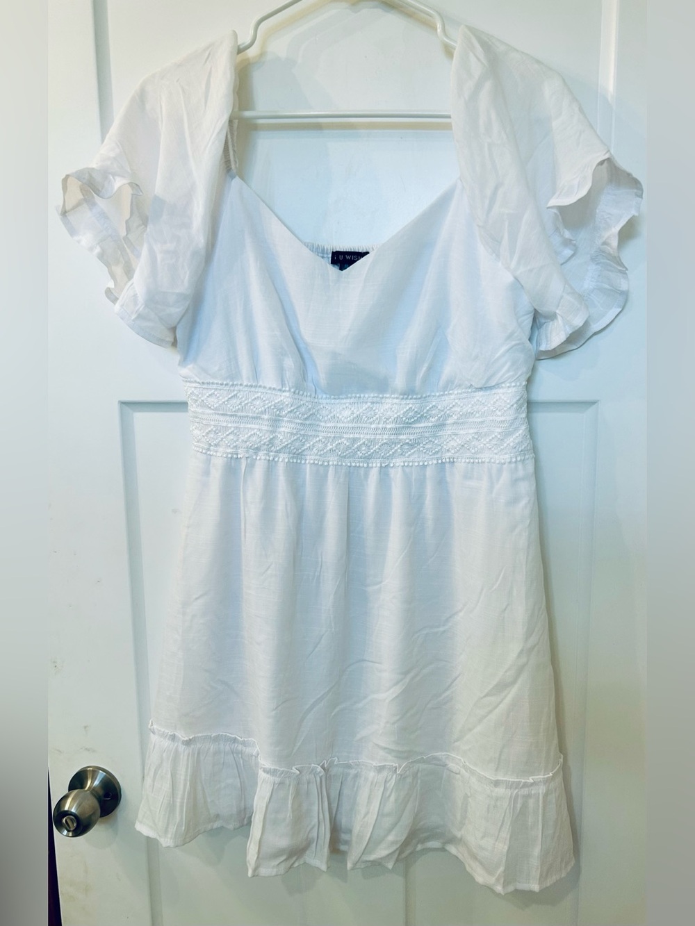 White Summer Dress (Medium)